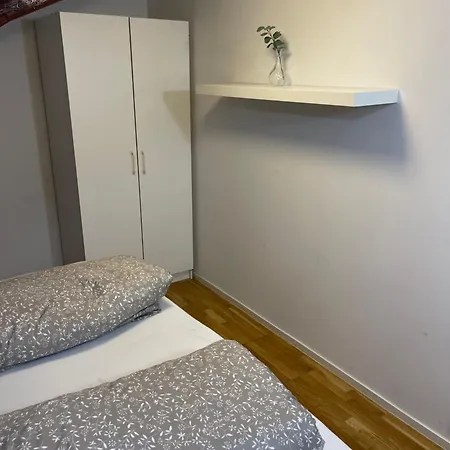 Bo Sentralt Pa Gruenerlokka Na * オスロ